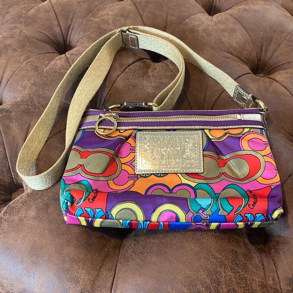 VERY RARE COACH POPPY
GLAM POP C SHOULDER
CROSSBODY CLUTCH BAG - Picture 1 of 5